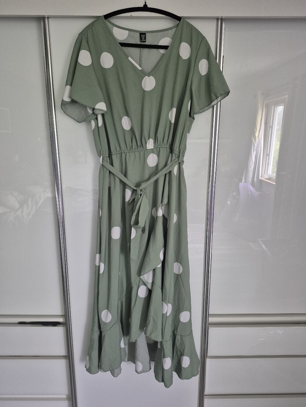 SHEIN Sage Green and White Polka Dot Maxi Dress
